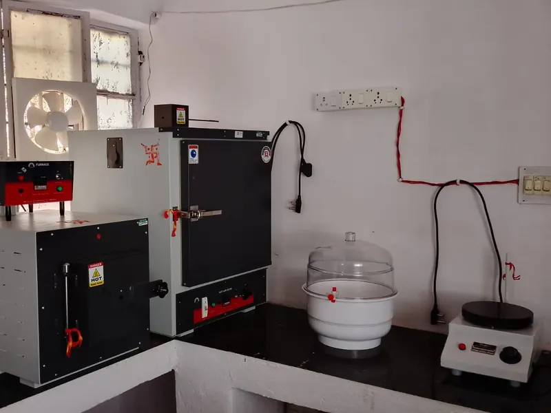 Muffle furnace, oven and desiccator workstation used for chemical testing